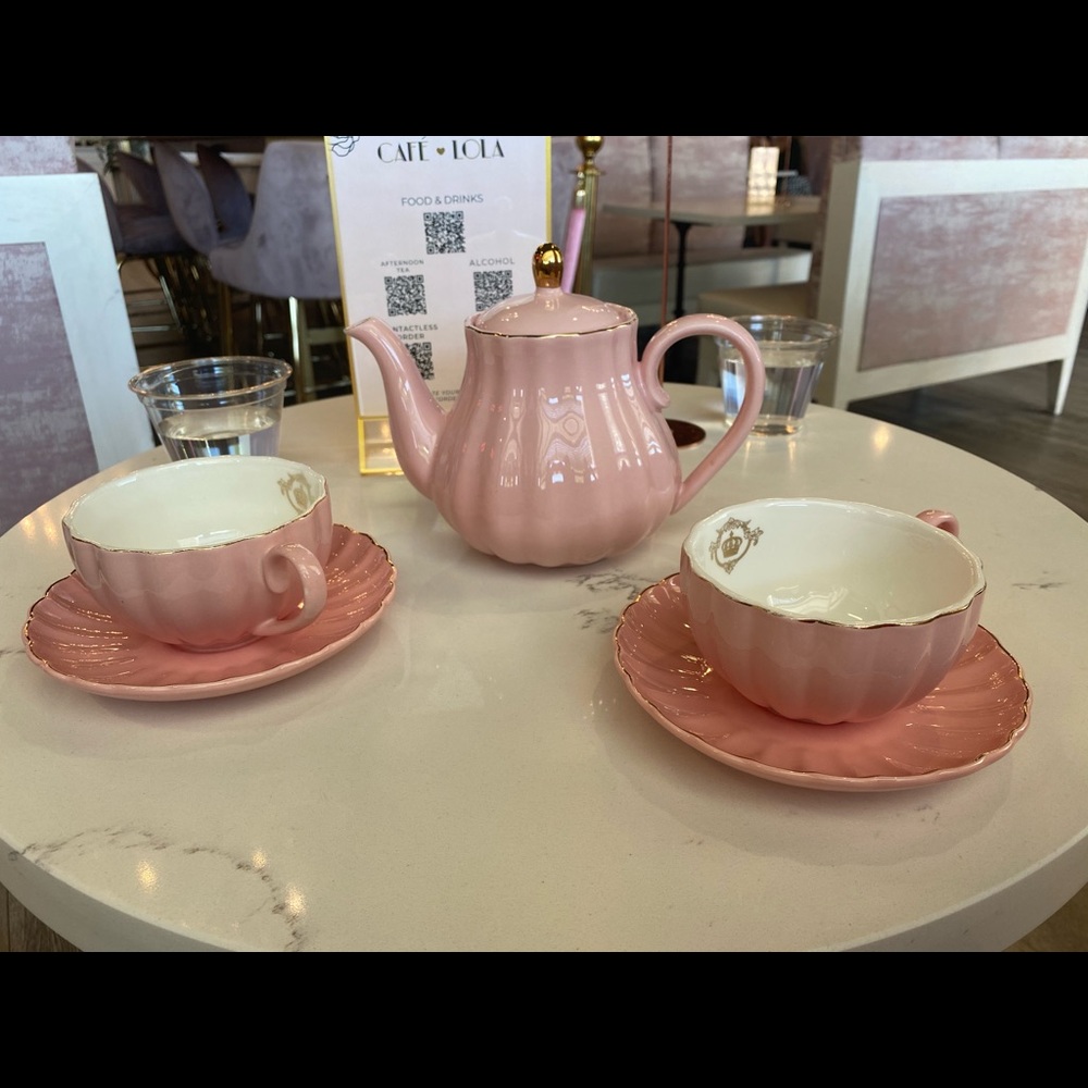 Meet your Posher, Yasnai